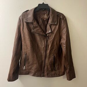 Pre-owned SEBBY COLLECTION WOMEN'S FAUX LEATHER JACKET size XL